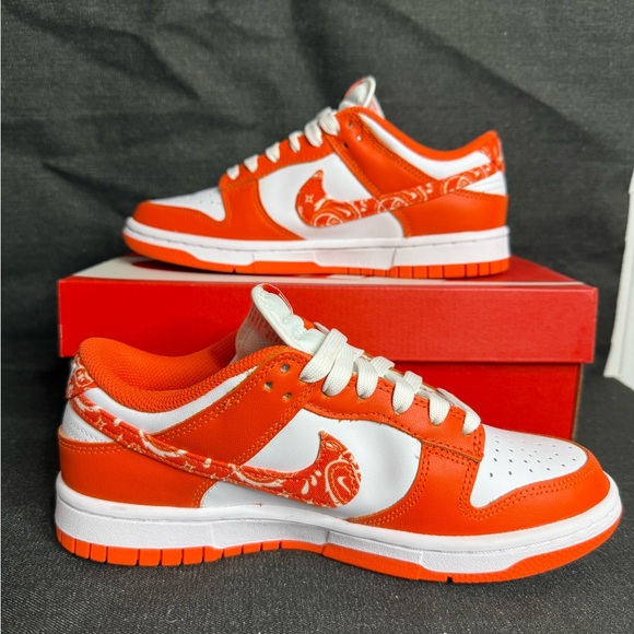 Nike - Dunk Low Orange Paisley Bandana Print - US 6.5 Women’s Sneakers - Picture 3 of 12